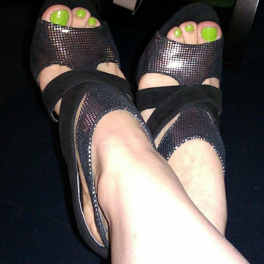 Black stiletto heels